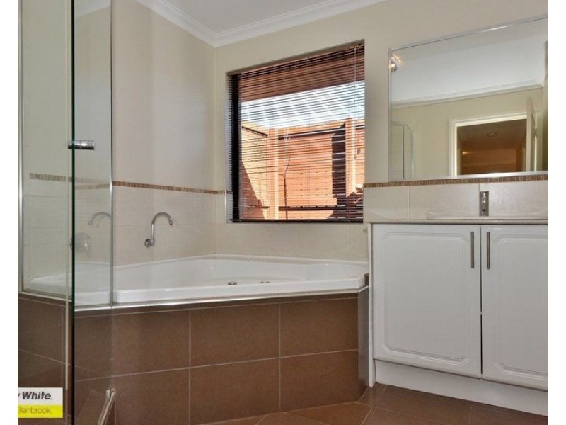 23 Balsam Mews, Aveley WA 6069