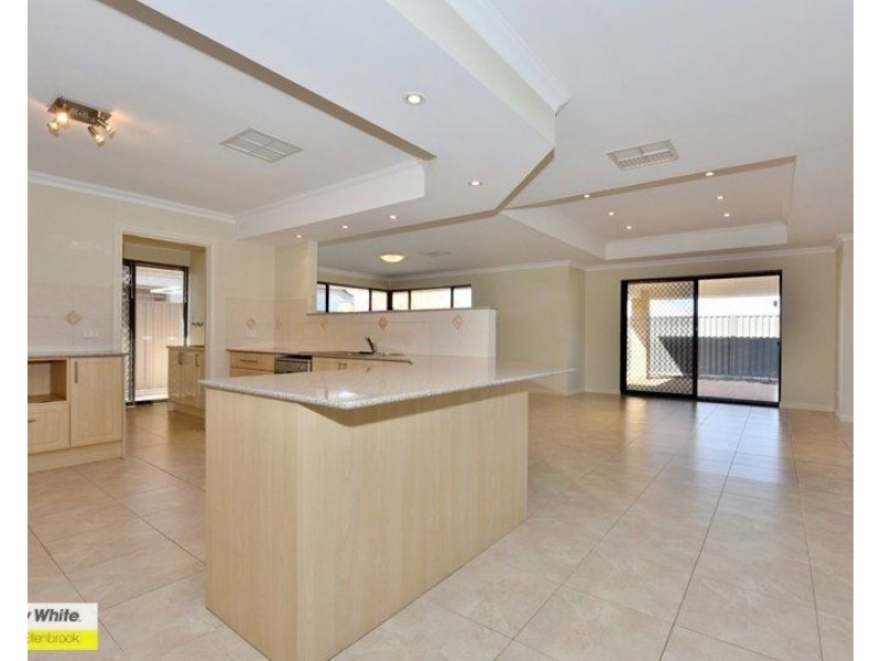 23 Balsam Mews, Aveley WA 6069