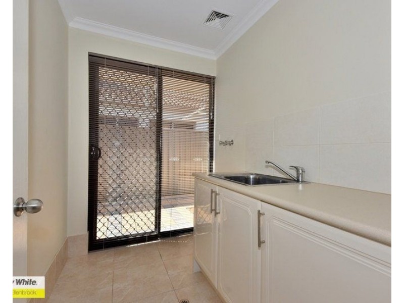 23 Balsam Mews, Aveley WA 6069