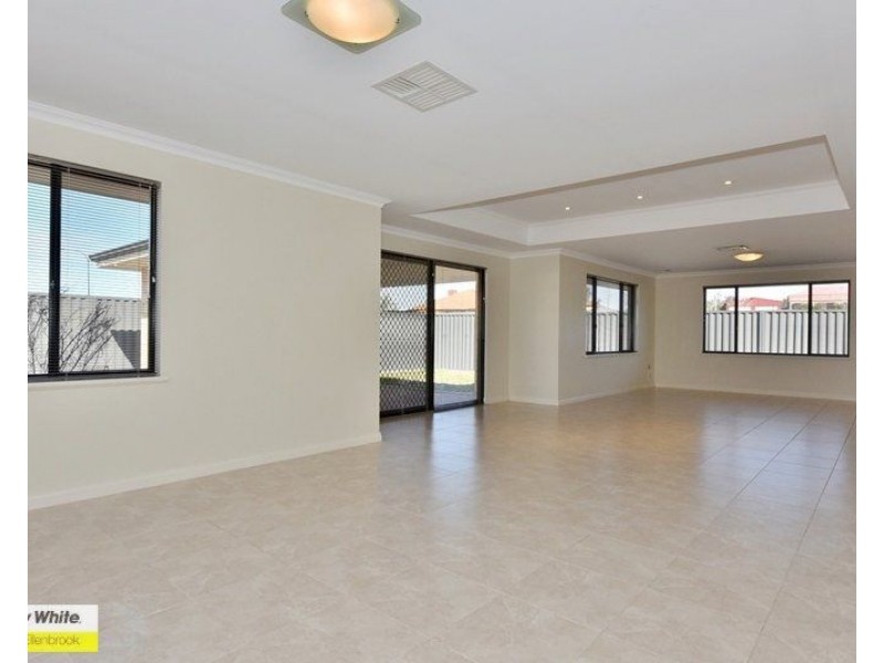 23 Balsam Mews, Aveley WA 6069