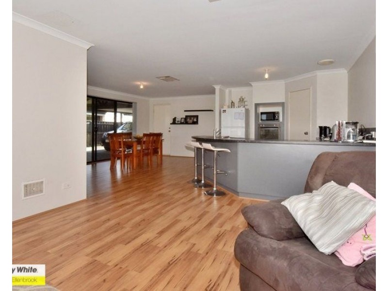 226 Charlottes Vista, Ellenbrook WA 6069