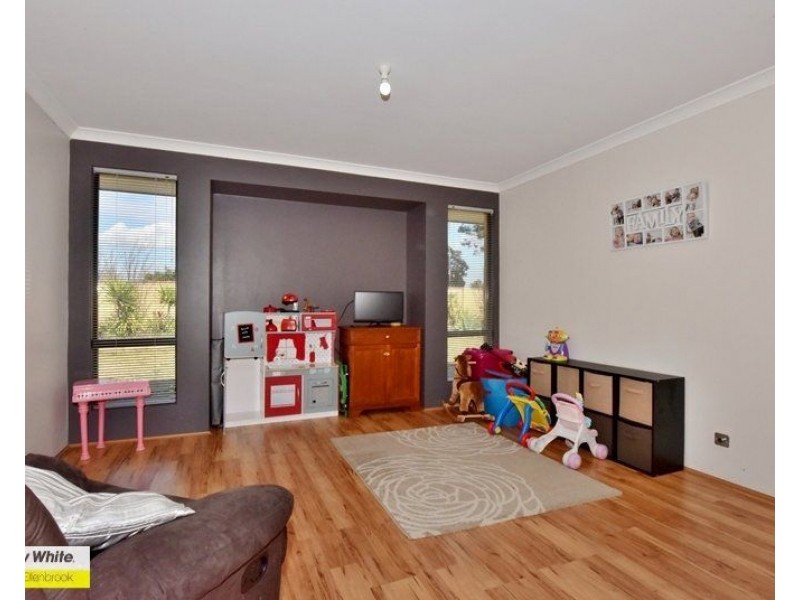 226 Charlottes Vista, Ellenbrook WA 6069