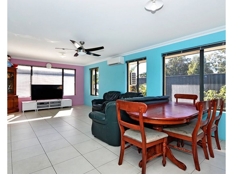 4 Minikin Drive, Aveley WA 6069