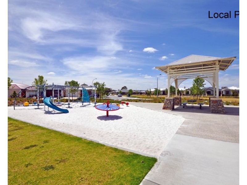 4 Minikin Drive, Aveley WA 6069