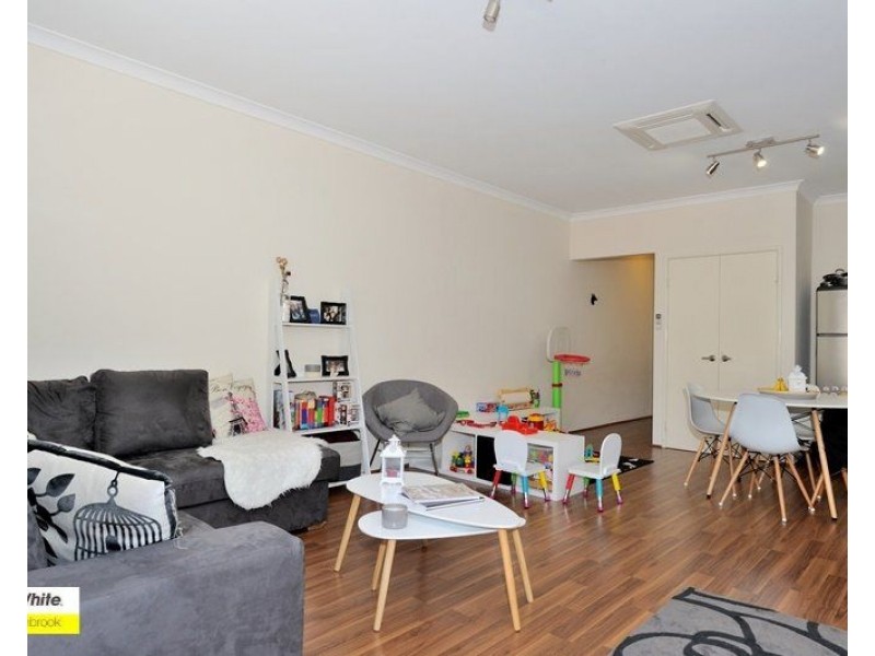 71 Stanbury Crescent, Ellenbrook WA 6069