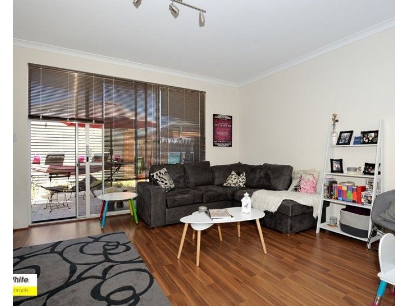 71 Stanbury Crescent, Ellenbrook WA 6069