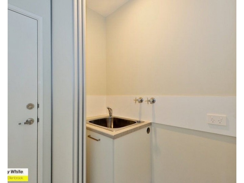 131 Bordeaux Lane, Ellenbrook WA 6069