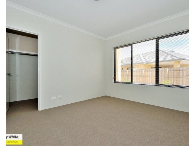 131 Bordeaux Lane, Ellenbrook WA 6069