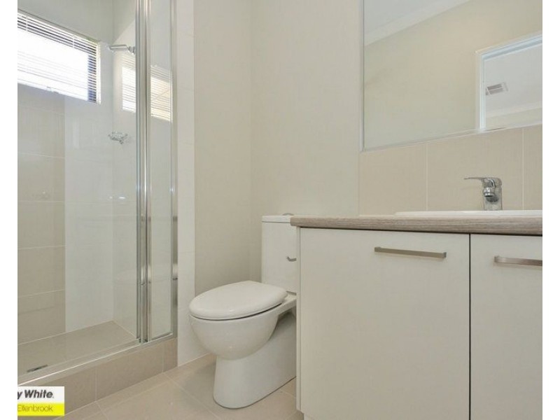 131 Bordeaux Lane, Ellenbrook WA 6069