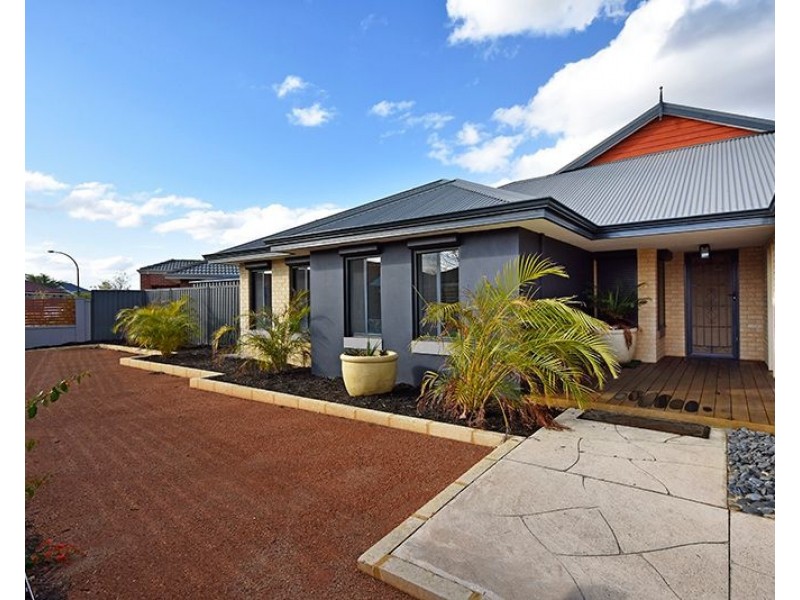 14 Pasalich Bend, Aveley WA 6069