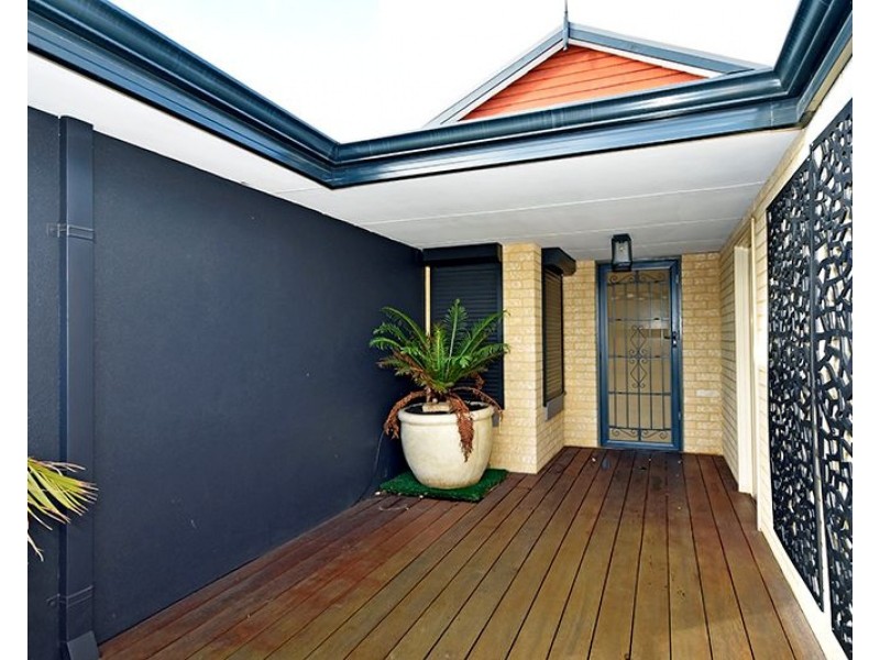 14 Pasalich Bend, Aveley WA 6069