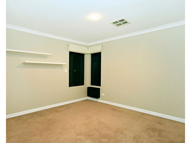 14 Pasalich Bend, Aveley WA 6069