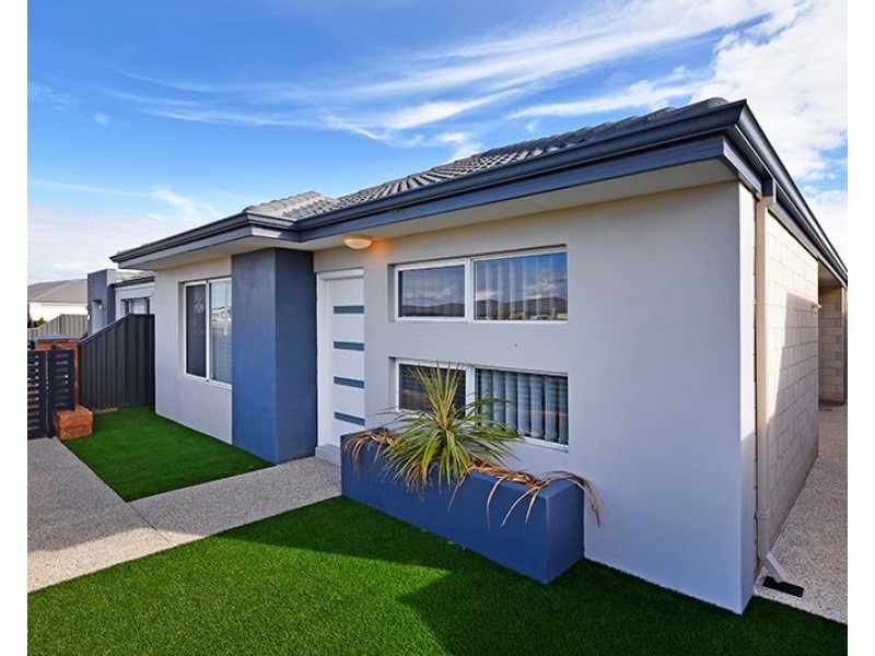 67 Waldeck Road, Caversham WA 6055