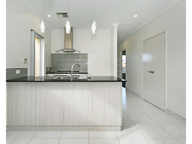 67 Waldeck Road, Caversham WA 6055