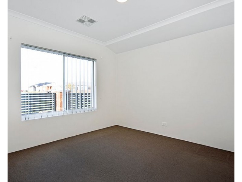 67 Waldeck Road, Caversham WA 6055