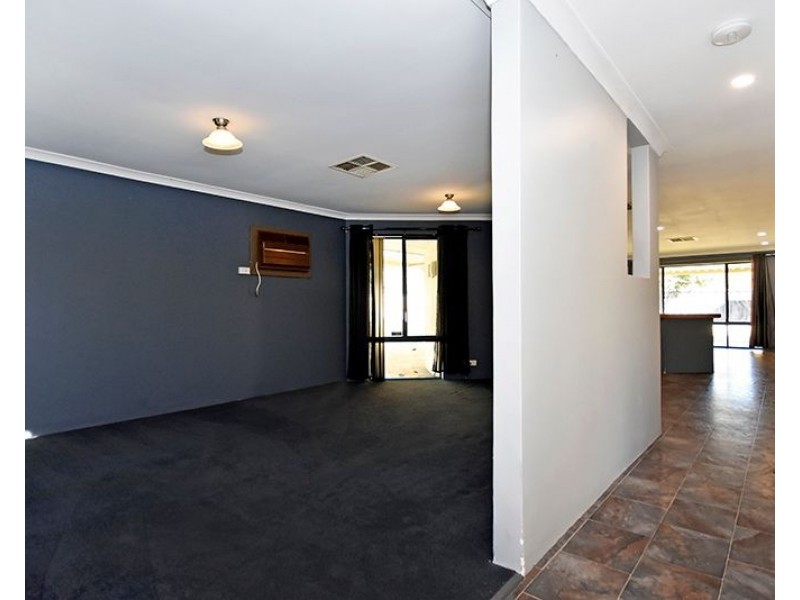 24 Springbrook Drive, Ellenbrook WA 6069