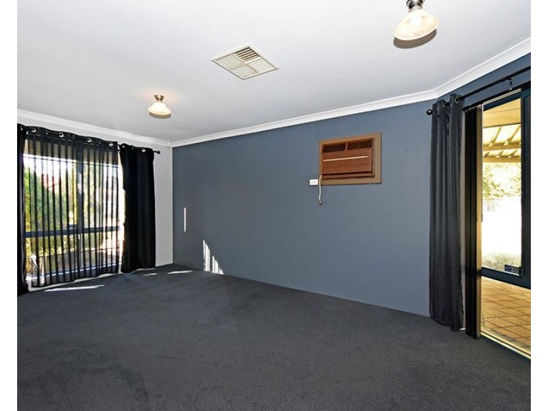 24 Springbrook Drive, Ellenbrook WA 6069