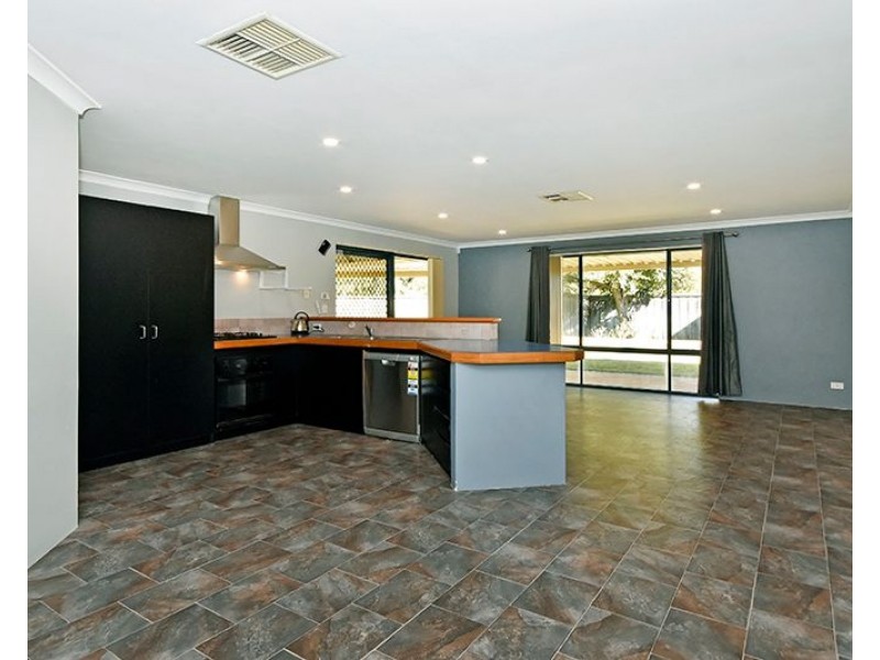 24 Springbrook Drive, Ellenbrook WA 6069