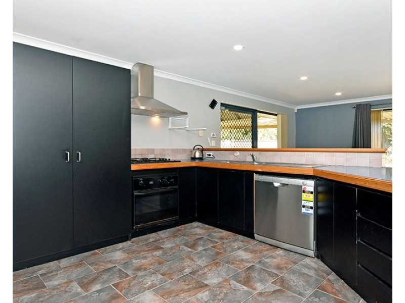 24 Springbrook Drive, Ellenbrook WA 6069