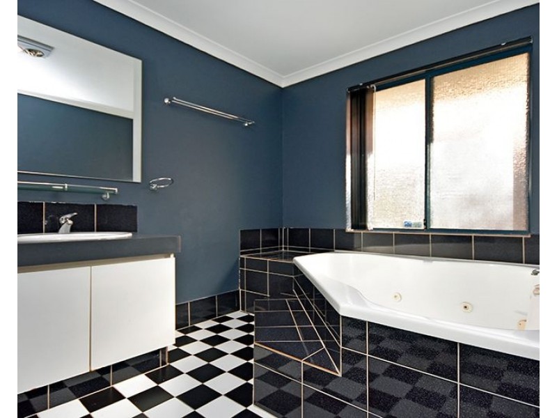 24 Springbrook Drive, Ellenbrook WA 6069