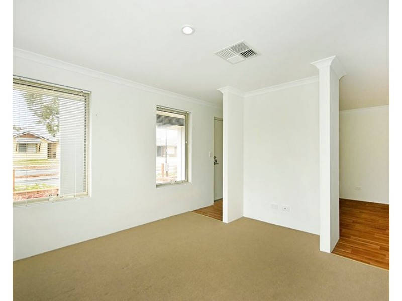 42 Banrock Drive, Ellenbrook WA 6069