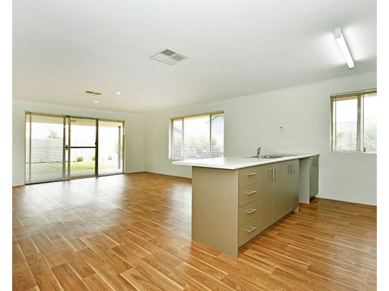 42 Banrock Drive, Ellenbrook WA 6069
