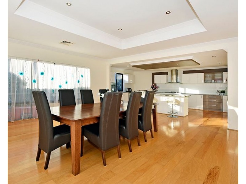 14 Rakich Drive, Ellenbrook WA 6069