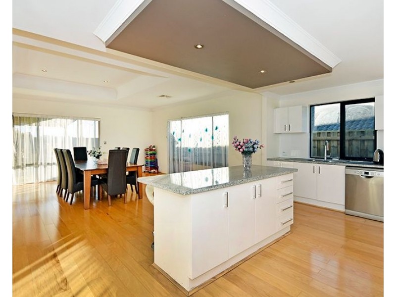 14 Rakich Drive, Ellenbrook WA 6069