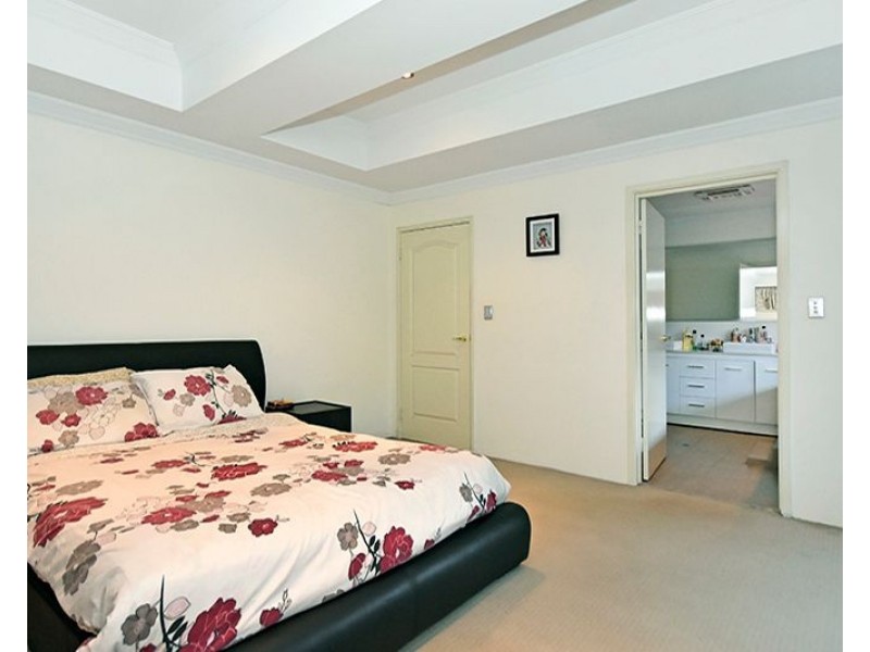 14 Rakich Drive, Ellenbrook WA 6069