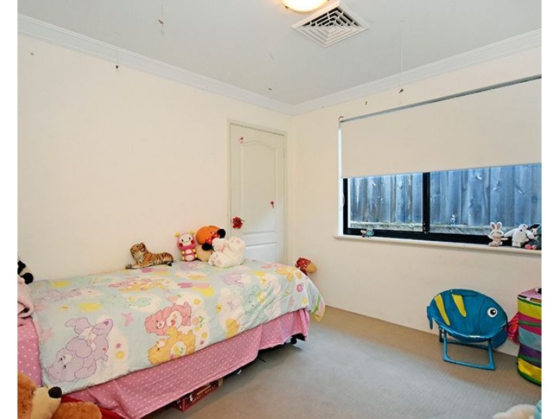 14 Rakich Drive, Ellenbrook WA 6069