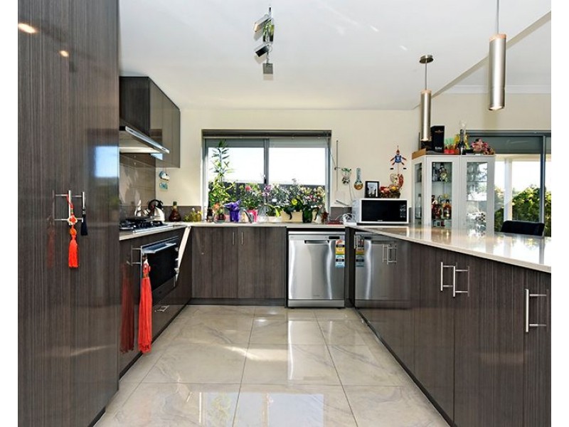 14 Holdsworth Avenue, Aveley WA 6069