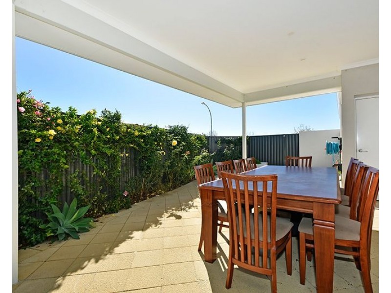 14 Holdsworth Avenue, Aveley WA 6069
