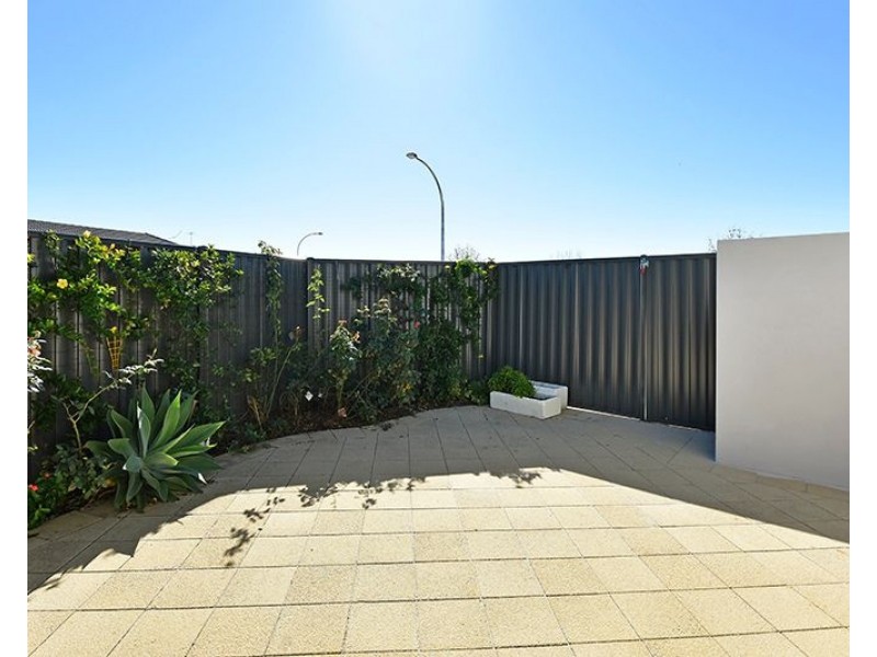 14 Holdsworth Avenue, Aveley WA 6069