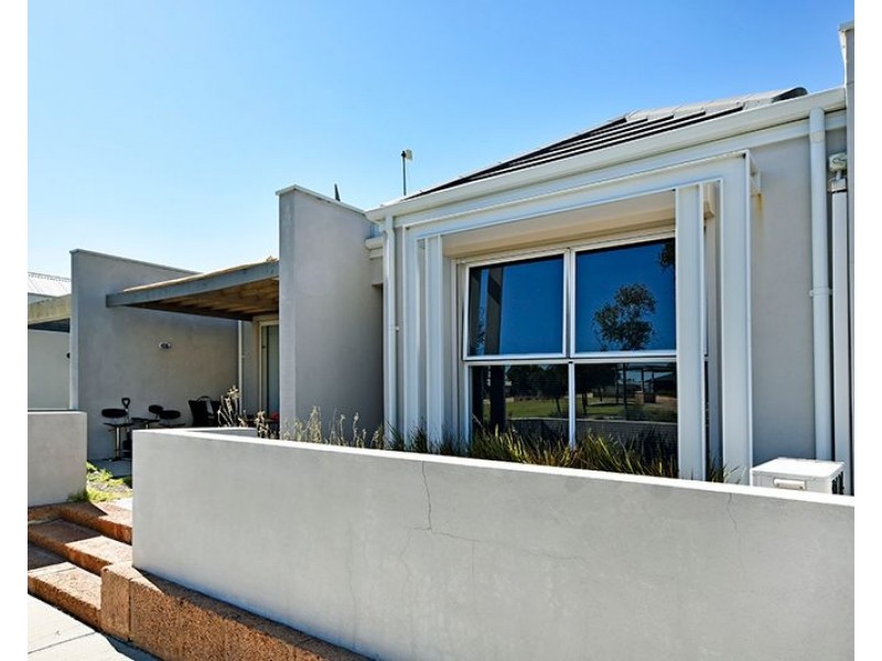 4 Minnie Lane, Ellenbrook WA 6069