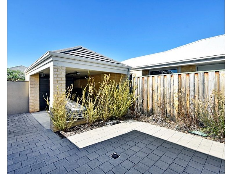 4 Minnie Lane, Ellenbrook WA 6069