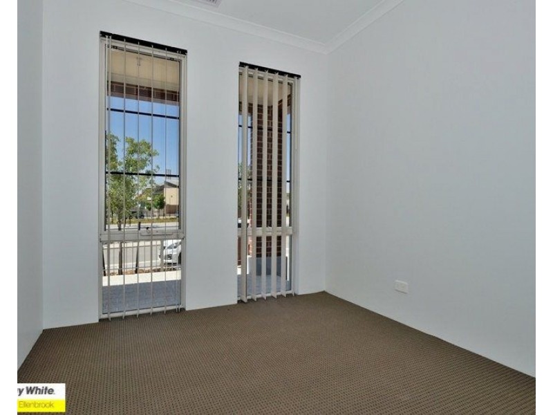 25 Oval Vista, Ellenbrook WA 6069