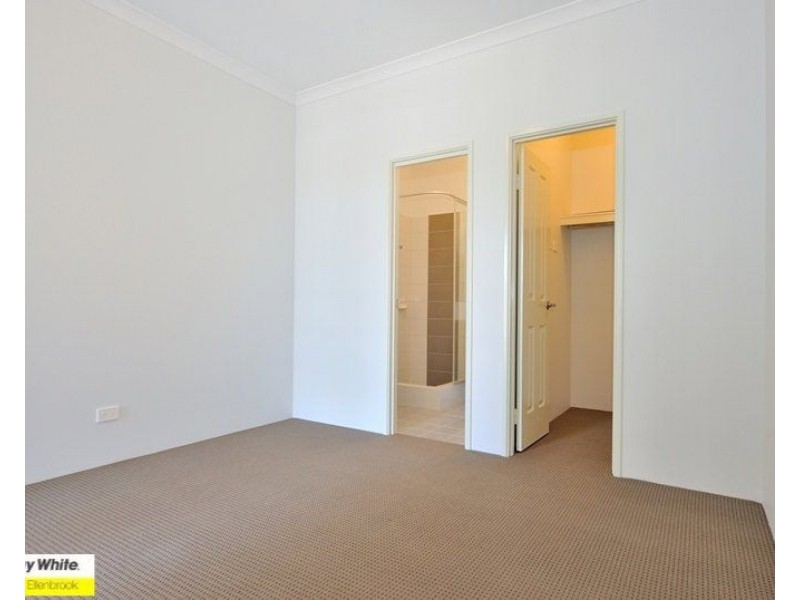 25 Oval Vista, Ellenbrook WA 6069