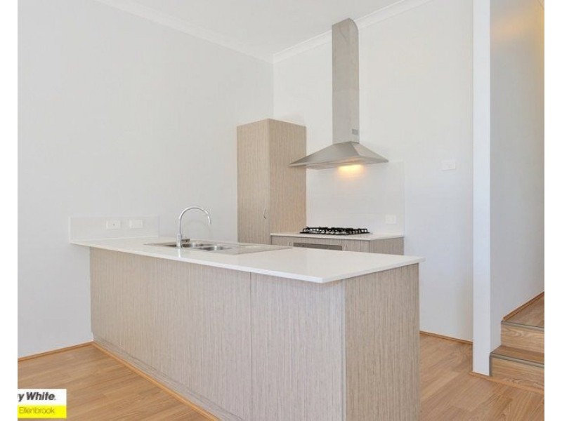 25 Oval Vista, Ellenbrook WA 6069