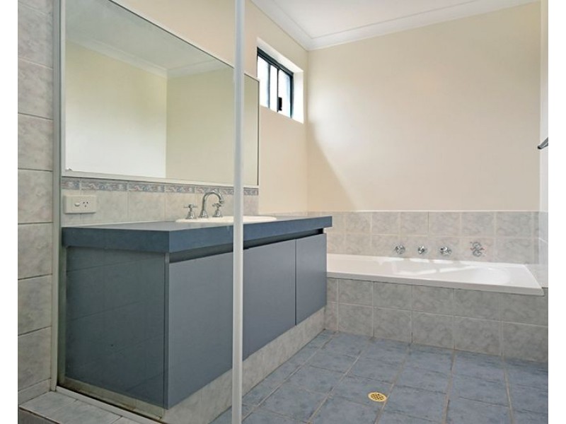 38 Thundelarra Avenue, Ellenbrook WA 6069