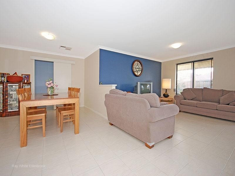 74 Halpin Circle, Ellenbrook WA 6069