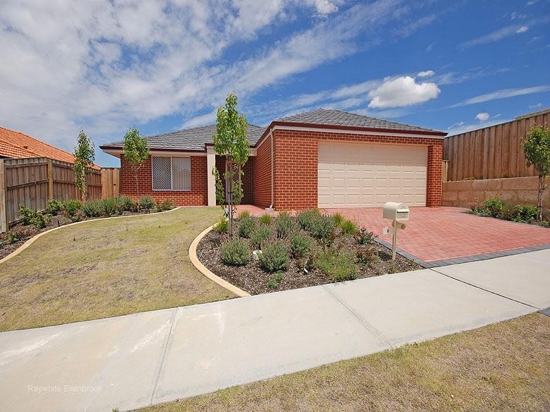 9 Rakich Drive, Ellenbrook WA 6069