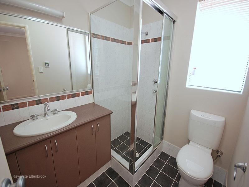 9 Rakich Drive, Ellenbrook WA 6069