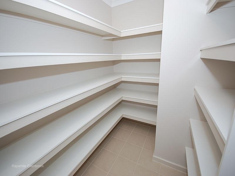 9 Rakich Drive, Ellenbrook WA 6069