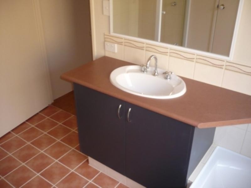 8 Dunrobin Drive, Ellenbrook WA 6069