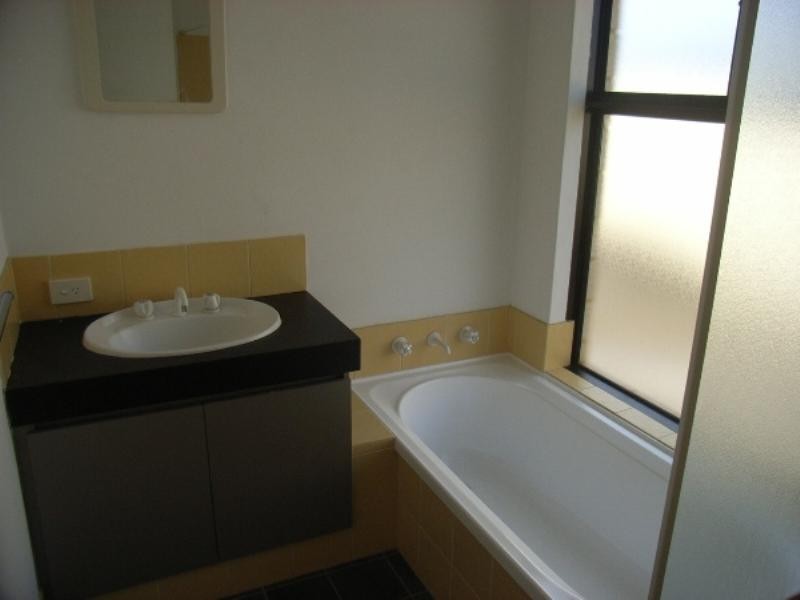 126 Larrawa Circle, Ellenbrook WA 6069