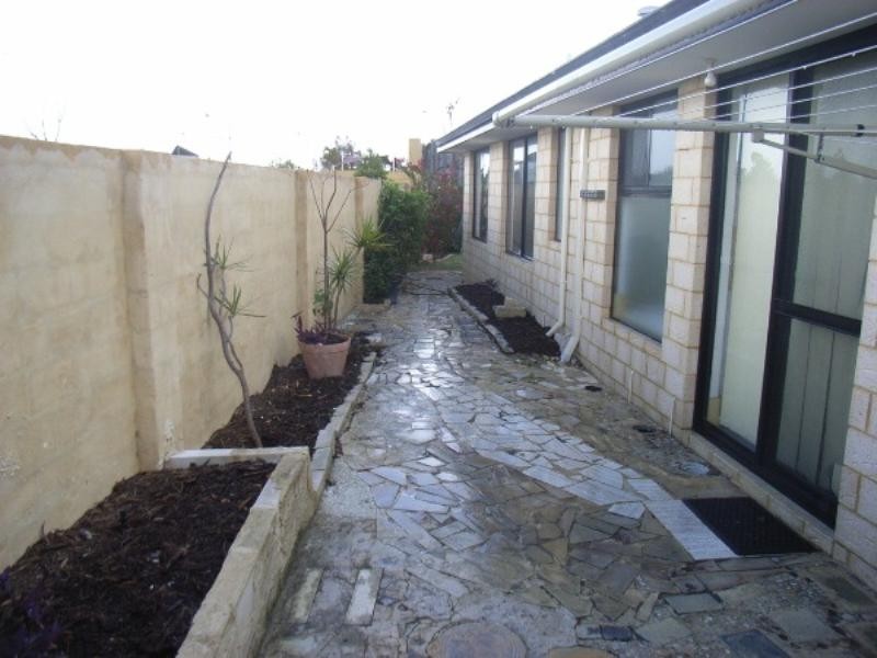 126 Larrawa Circle, Ellenbrook WA 6069