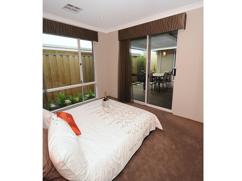 23 Bundaleer Avenue, Ellenbrook WA 6069