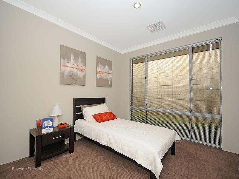 23 Bundaleer Avenue, Ellenbrook WA 6069