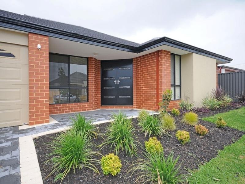 16 Whitehart Entrance, Aveley WA 6069