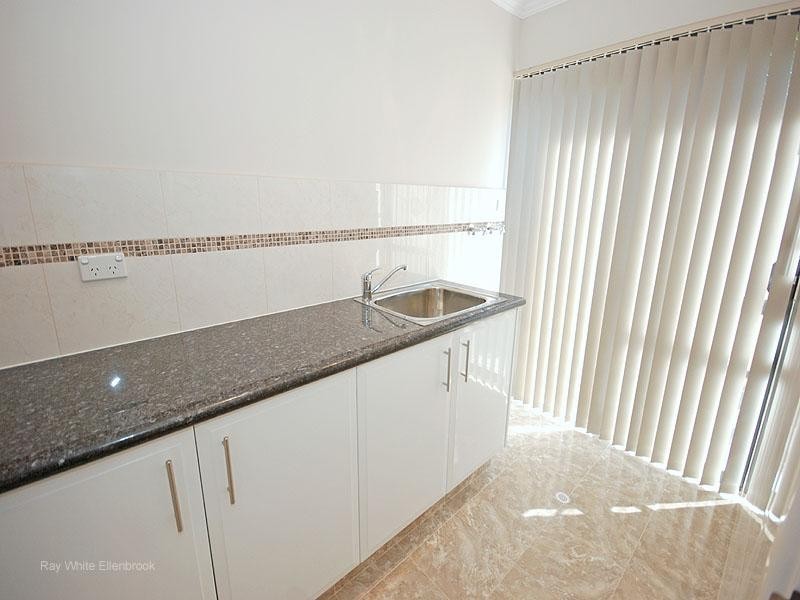 28a Windsor Place, Kallaroo WA 6025